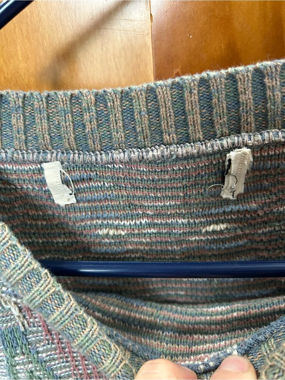 Vintage Men's Patterned Crewneck Sweater in Green and Mauve